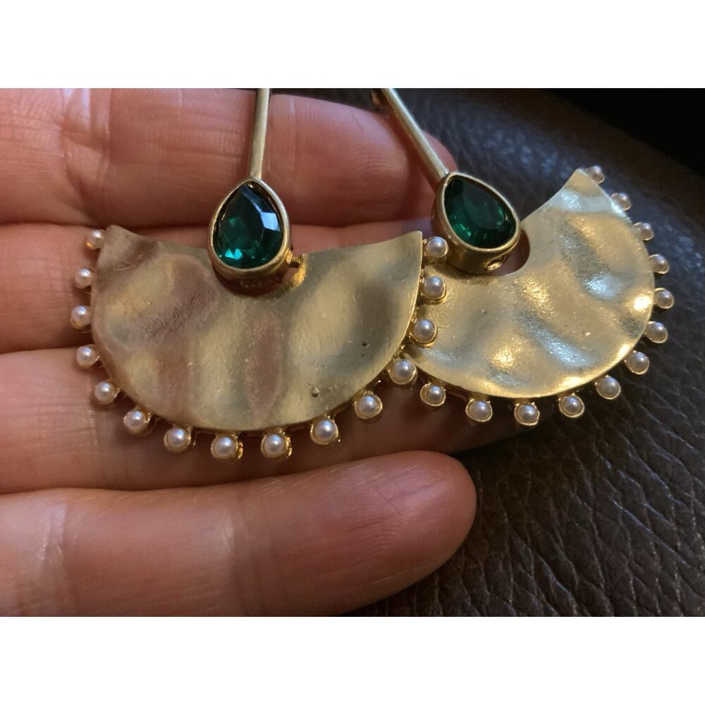 Artisan Fan Gold Earrings Museum Pearl Crystal Hammered Sundance Boho Teardrop - Picture 7 of 7